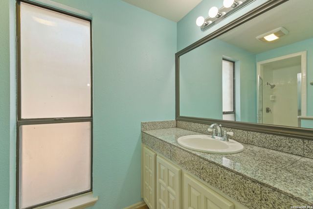 13914 Sugarberry Woods Street, San Antonio, TX 78249