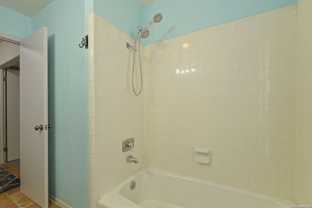 13914 Sugarberry Woods Street, San Antonio, TX 78249