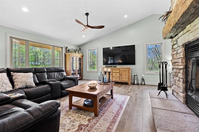 9797 Graham Road, Plainwell, MI 49080