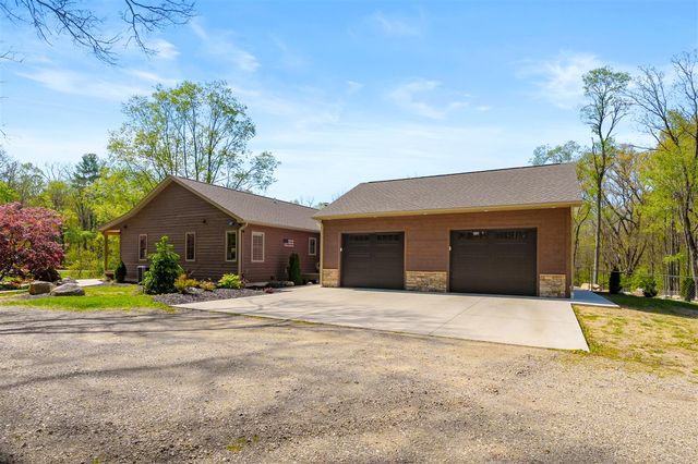 9797 Graham Road, Plainwell, MI 49080