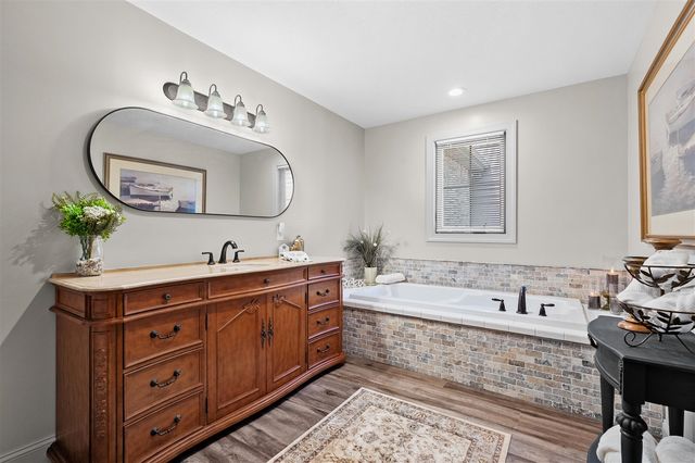 9797 Graham Road, Plainwell, MI 49080