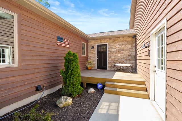 9797 Graham Road, Plainwell, MI 49080