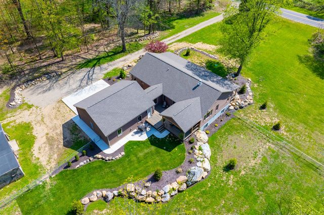 9797 Graham Road, Plainwell, MI 49080