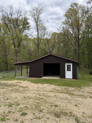 9797 Graham Road, Plainwell, MI 49080