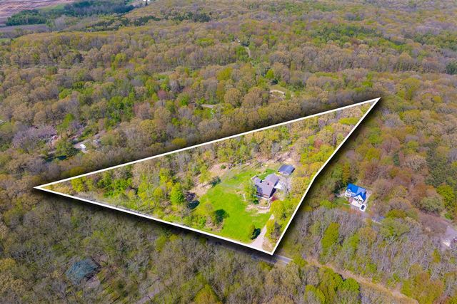 9797 Graham Road, Plainwell, MI 49080