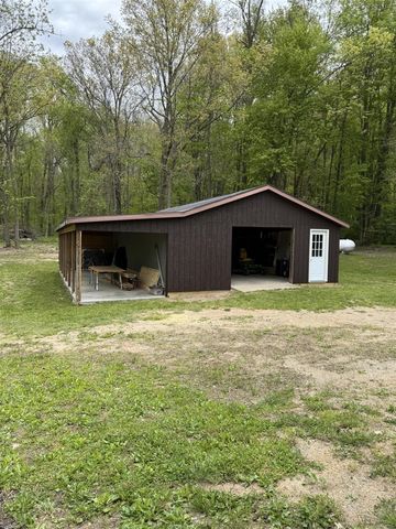 9797 Graham Road, Plainwell, MI 49080