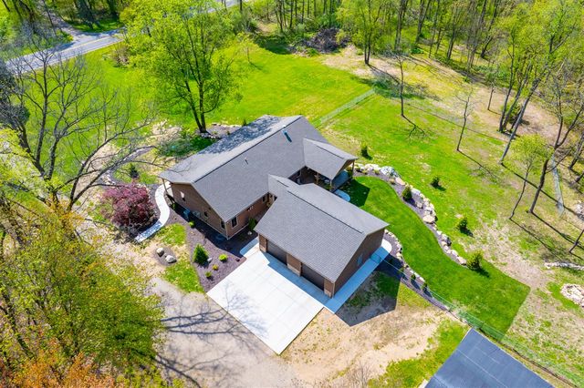 9797 Graham Road, Plainwell, MI 49080