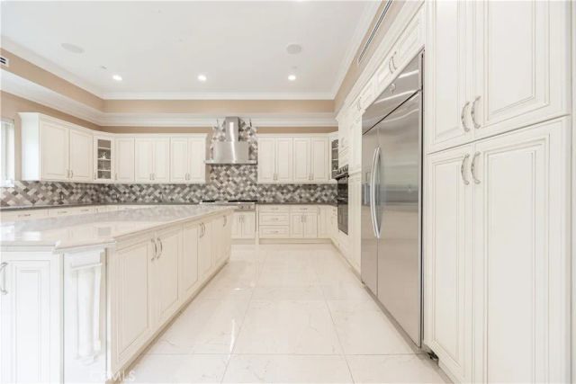 6554 Ethel Avenue, Valley Glen, CA 91606