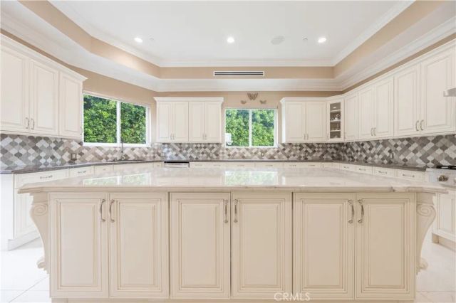 6554 Ethel Avenue, Valley Glen, CA 91606