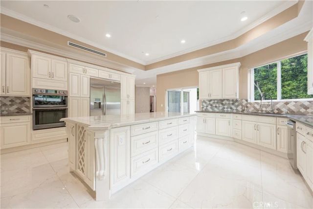 6554 Ethel Avenue, Valley Glen, CA 91606