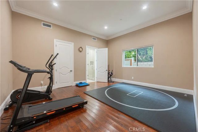 6554 Ethel Avenue, Valley Glen, CA 91606