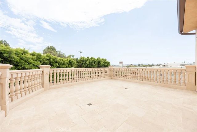 6554 Ethel Avenue, Valley Glen, CA 91606