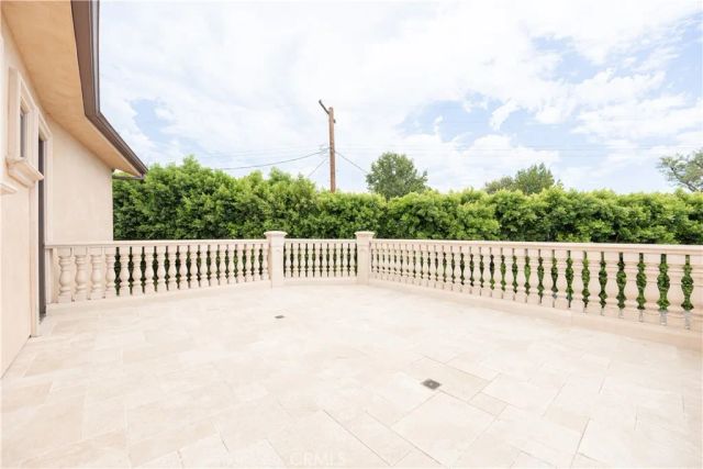 6554 Ethel Avenue, Valley Glen, CA 91606