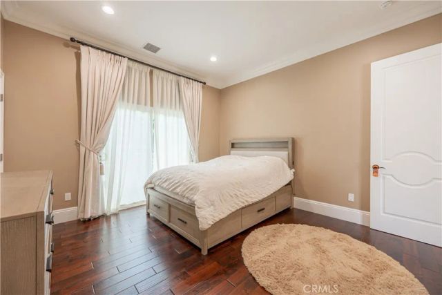 6554 Ethel Avenue, Valley Glen, CA 91606