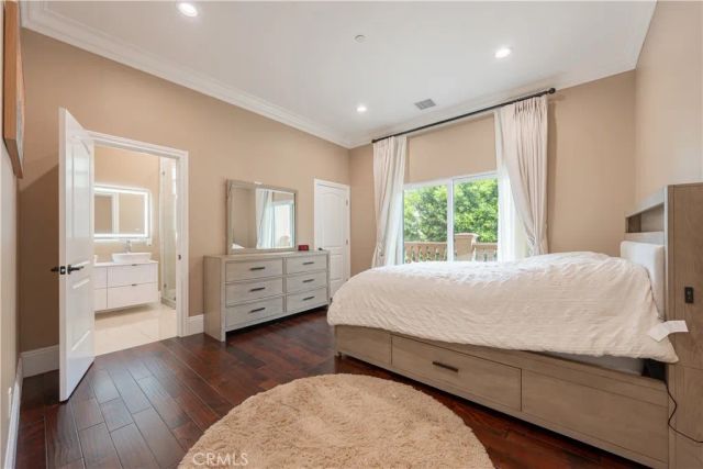 6554 Ethel Avenue, Valley Glen, CA 91606