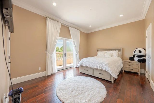 6554 Ethel Avenue, Valley Glen, CA 91606