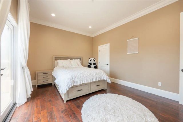 6554 Ethel Avenue, Valley Glen, CA 91606