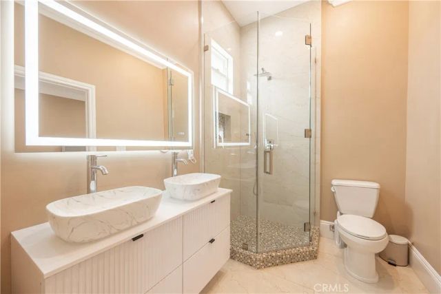 6554 Ethel Avenue, Valley Glen, CA 91606