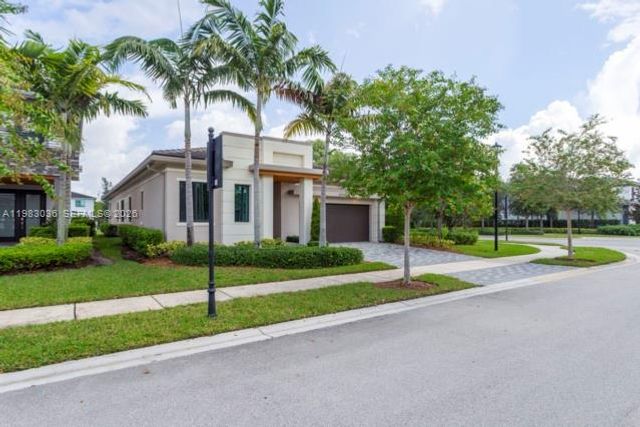 10705 Pacifica Way, Parkland, FL 33076