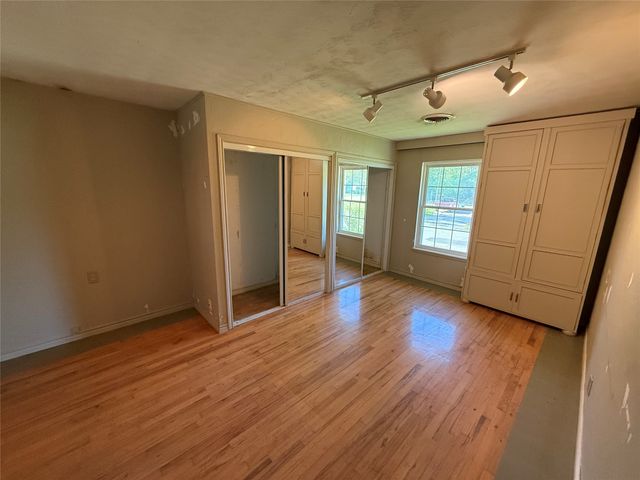 2200 Agnew Street, Bonham, TX 75418