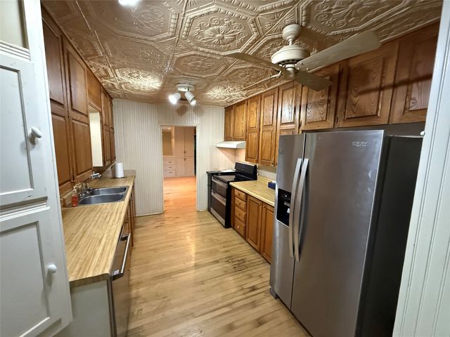 2200 Agnew Street, Bonham, TX 75418