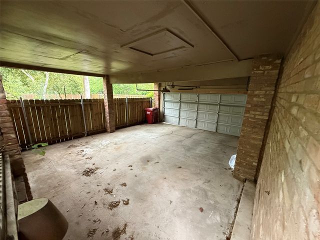 2200 Agnew Street, Bonham, TX 75418
