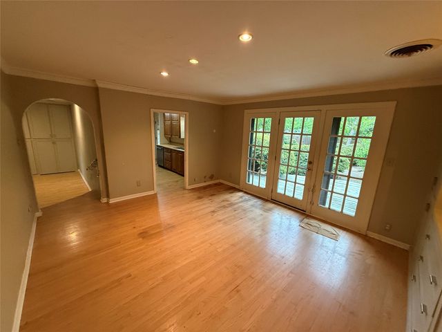 2200 Agnew Street, Bonham, TX 75418