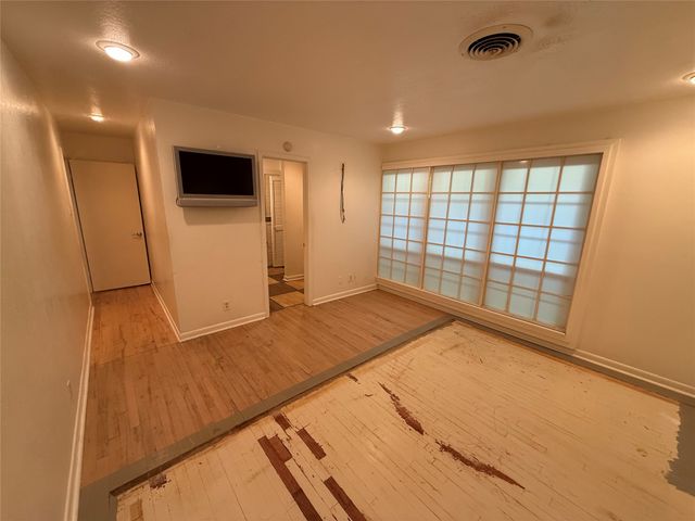 2200 Agnew Street, Bonham, TX 75418