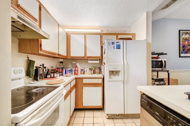 28 Catalonia Ct, St Augustine, FL 32086