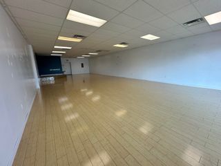 2724 East Chestnut Expressway, 2732, Springfield, MO 65802