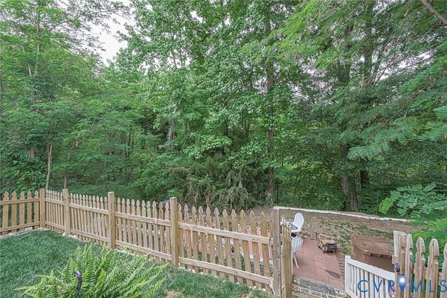 1632 Chestnut Park Ln, Richmond, VA 23222