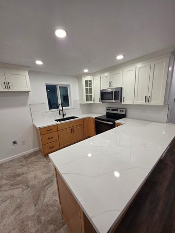 1430 N Golden Gate Ave, Stockton, CA 95205