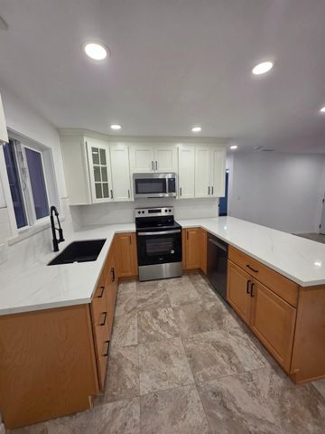 1430 N Golden Gate Ave, Stockton, CA 95205