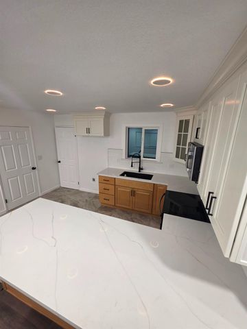 1430 N Golden Gate Ave, Stockton, CA 95205