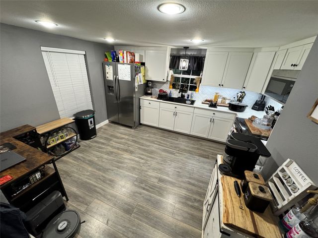 109 W Morning Dove Drive, Azle, TX 76020