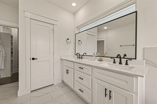 1243 W 23rd Street C, Houston, TX 77008