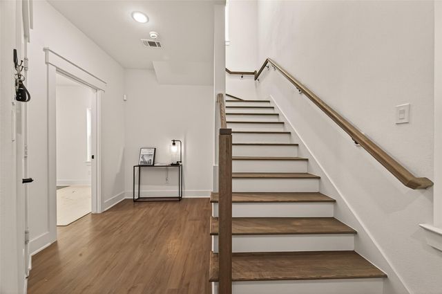 1243 W 23rd Street C, Houston, TX 77008