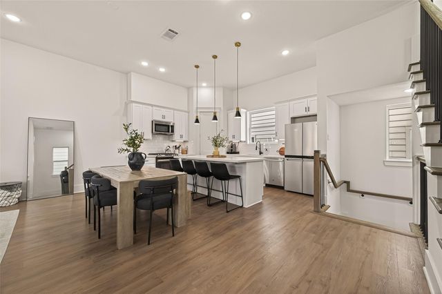 1243 W 23rd Street C, Houston, TX 77008