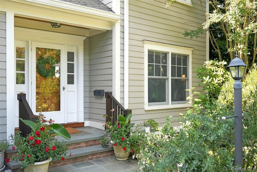 102 Florence Avenue, Rye, NY 10580 — photo 3