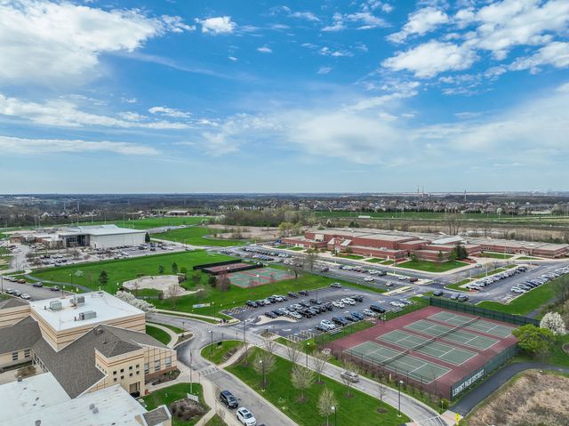 1200 PRAIRIE Lane 1-A, Lemont, IL 60439