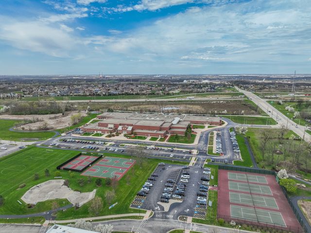 1200 PRAIRIE Lane 1-A, Lemont, IL 60439