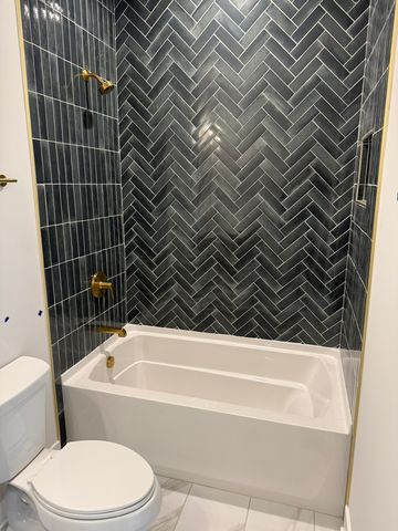 1200 PRAIRIE Lane 1-A, Lemont, IL 60439