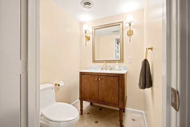 192 Captain Eames Circle 192, Ashland, MA 01721