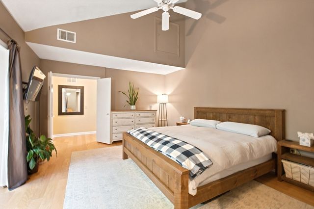 192 Captain Eames Circle 192, Ashland, MA 01721