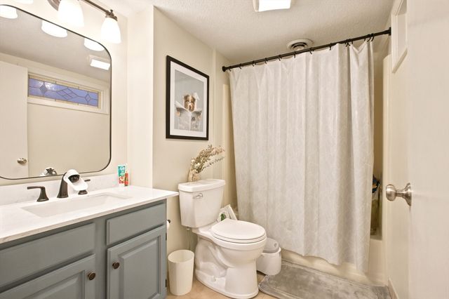 192 Captain Eames Circle 192, Ashland, MA 01721