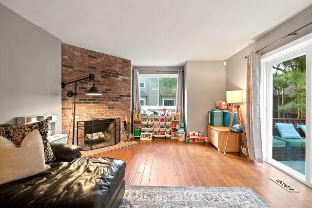 192 Captain Eames Circle 192, Ashland, MA 01721