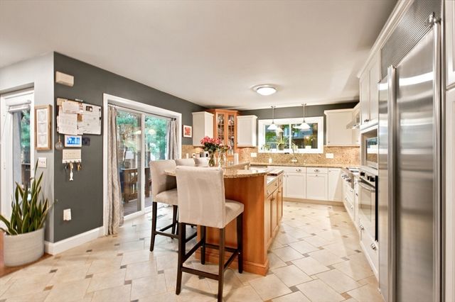 192 Captain Eames Circle 192, Ashland, MA 01721