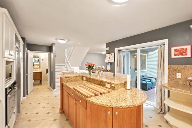 192 Captain Eames Circle 192, Ashland, MA 01721