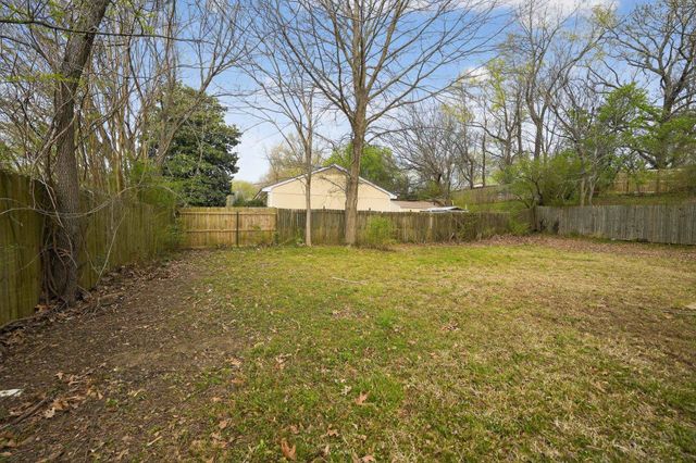 4177 UNIVERSITY ST, Memphis, TN 38127