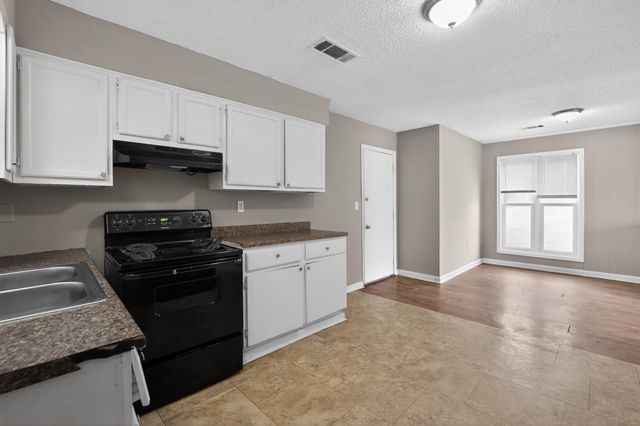 4177 UNIVERSITY ST, Memphis, TN 38127